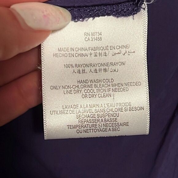 BCBGeneration Women's V-Neck High Low Hem Strappy Back Tank Top - Picture 8 of 8